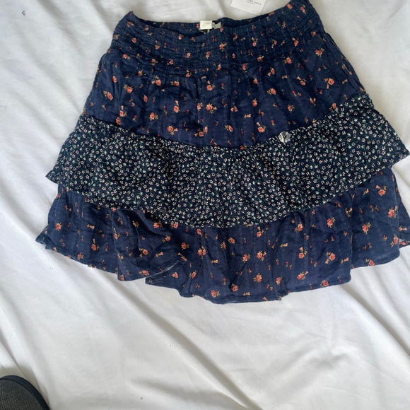 NWT Women's American Eagle Size Medium Blue Floral Tiered Mini Skirt - Picture 4 of 9